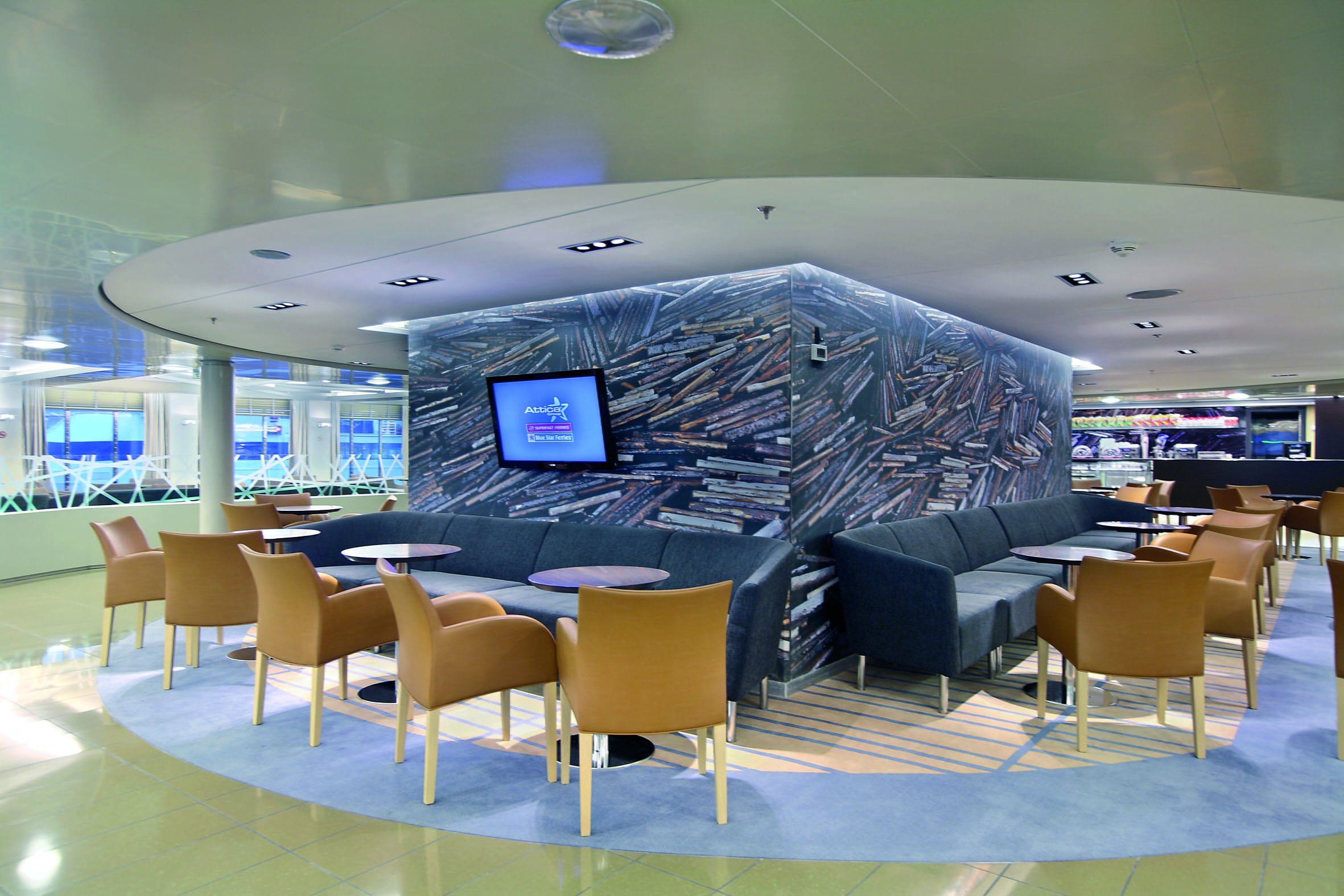 Lounge- Οikonomikh_Fährschiff_Blue Star Ferries