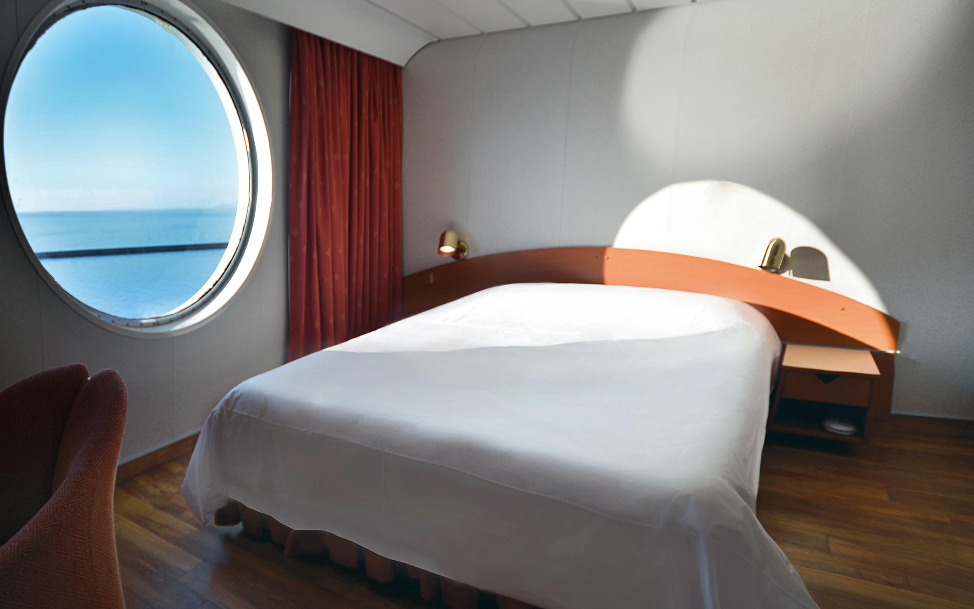 OLYMPIC CHAMPION LUX CABIN ANEK LINES 001