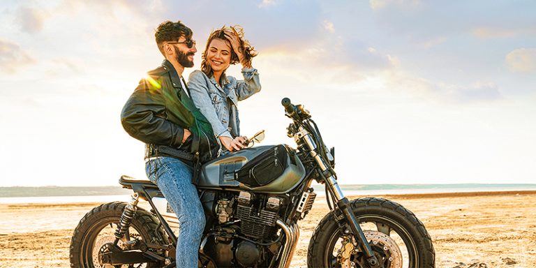 Profitiere vom Best Offer Angebot für Motorräder und buche deine Fähre noch heute.