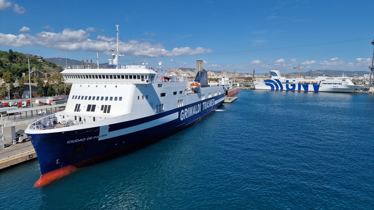 Fahre Barcelona Mallorca Dauer