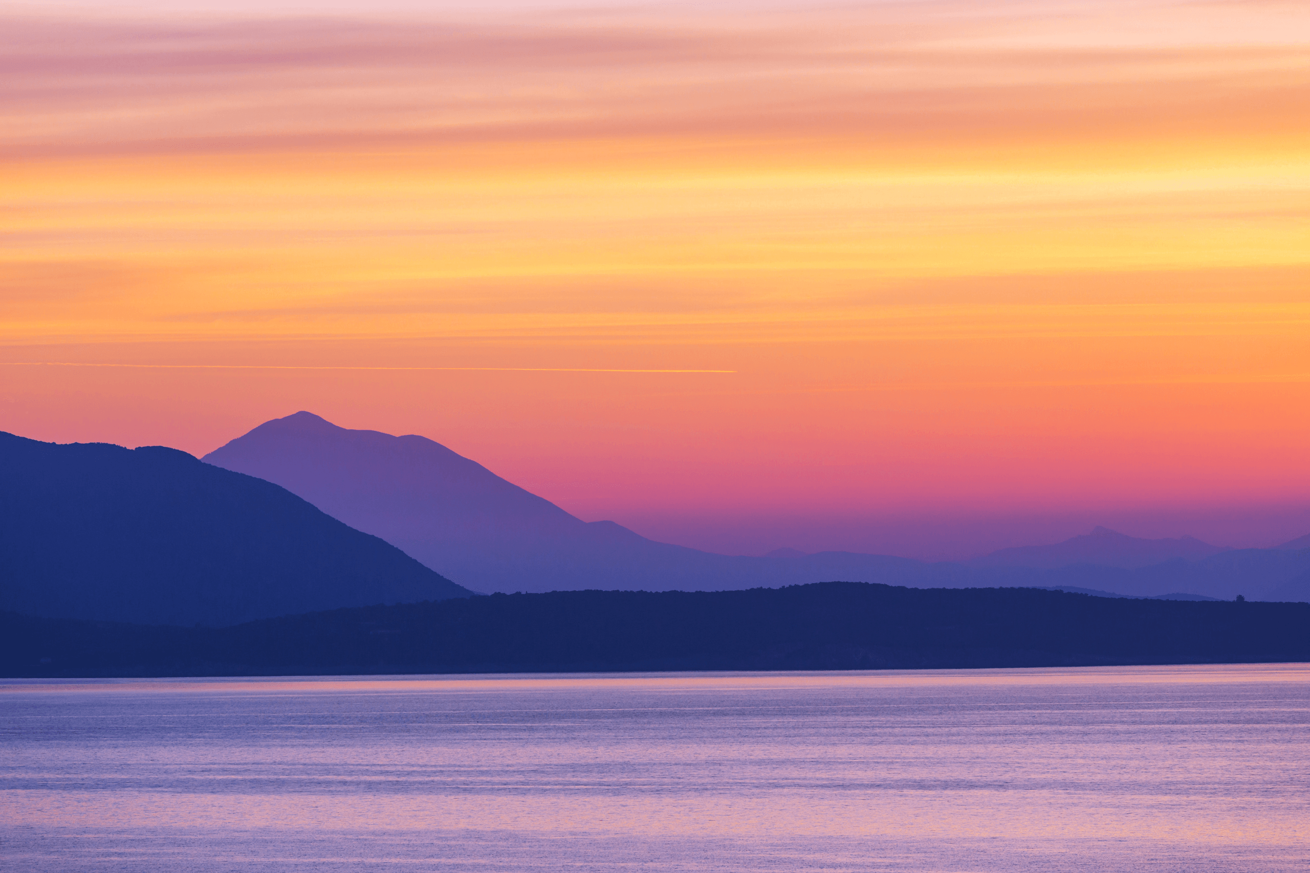 Sonnenuntergang über dem Mittelmeer
