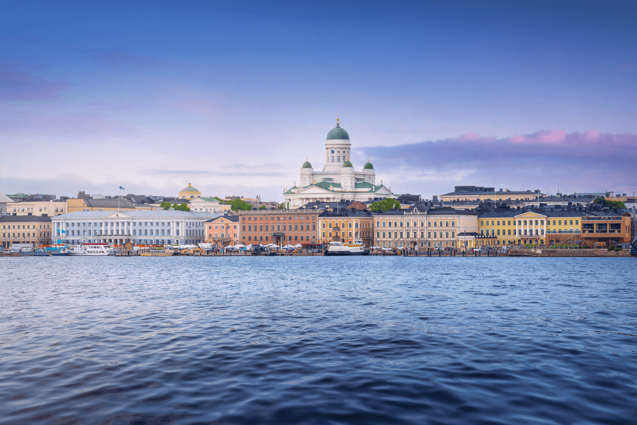 Helsinki von Vorno mit Meersicht